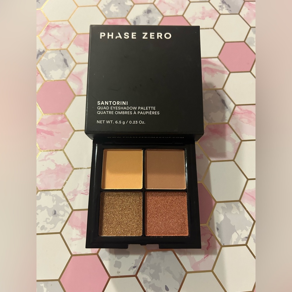 2/$20 PHASE ZERO Quad Eyeshadow Palette - Santorini